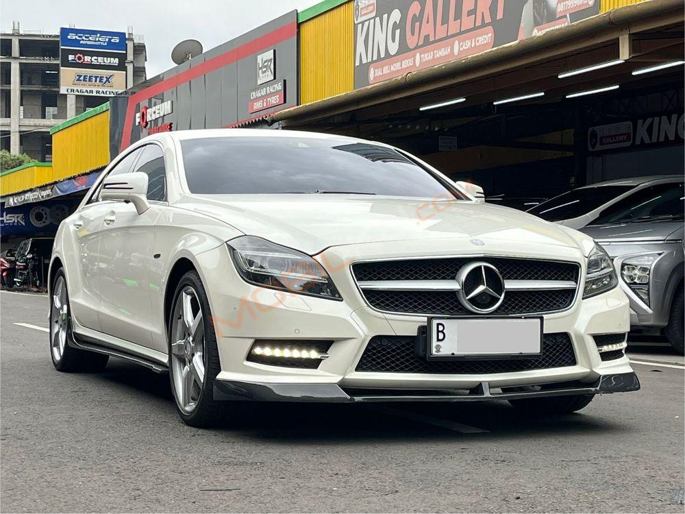 Mobil Mercedes-Benz CLS 2012