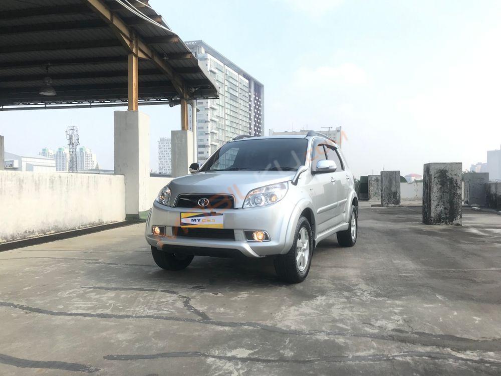 Mobil Toyota Rush 2010