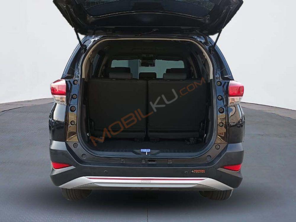 Mobil Toyota Rush 2021