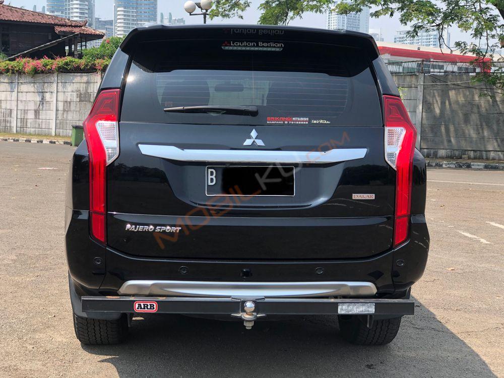 Mobil Mitsubishi Pajero Sport 2018