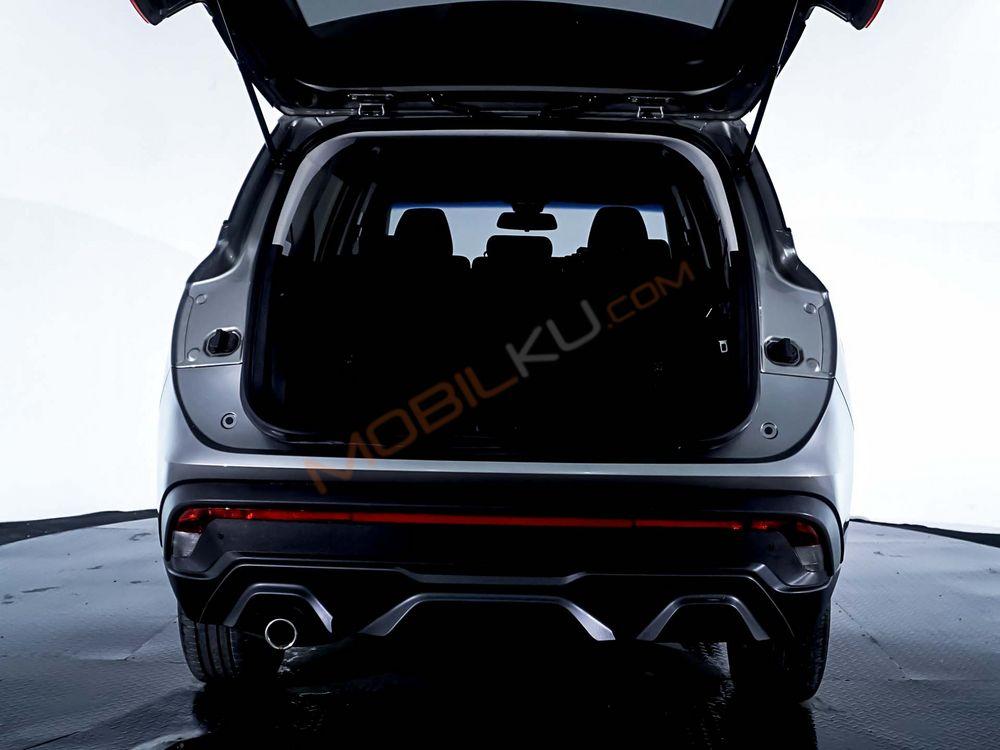 Mobil Wuling Almaz 2019