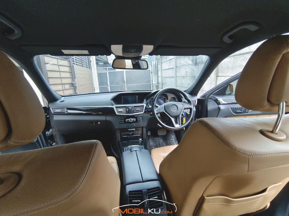 Mobil Mercedes-Benz E-Class 2013