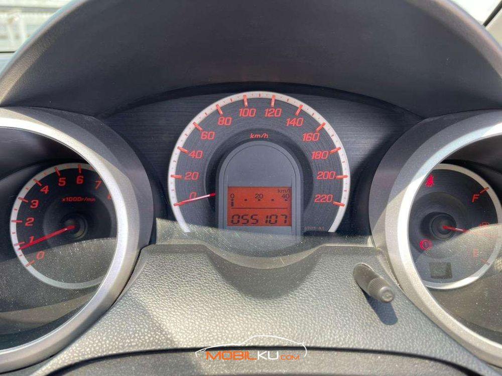 Mobil Honda Jazz 2013