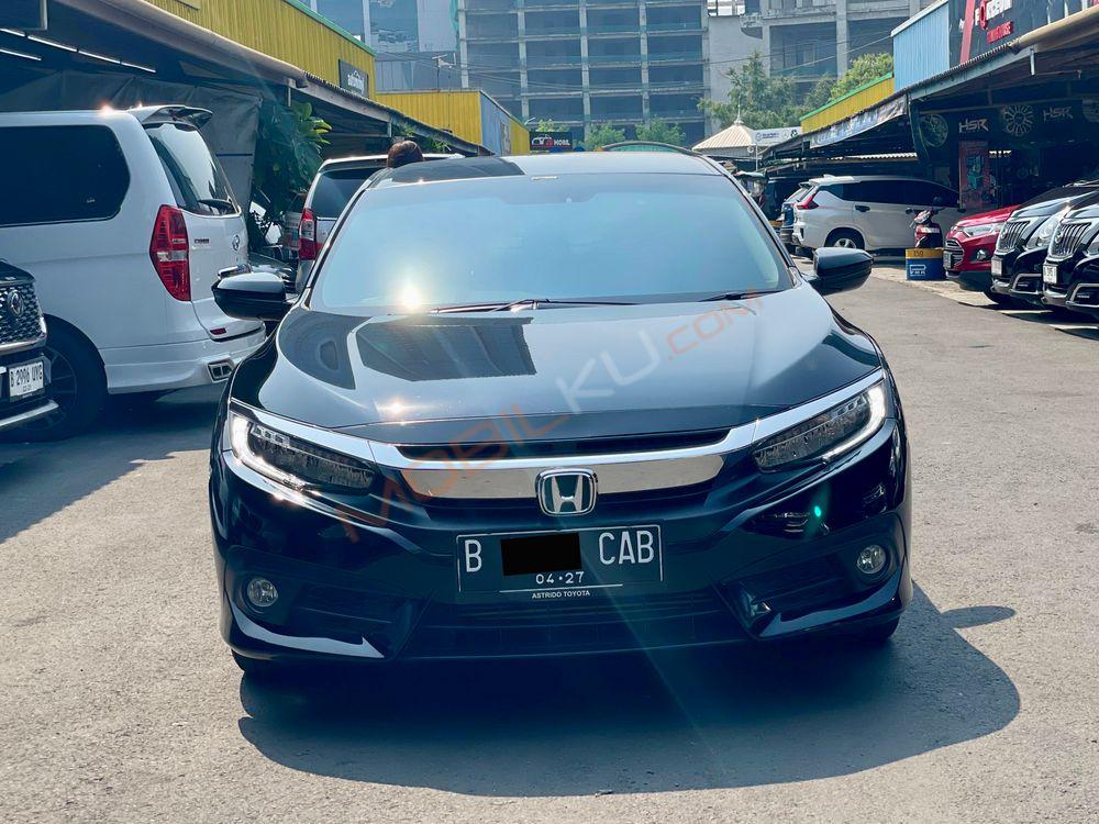 Mobil Honda Civic Sedan 2017