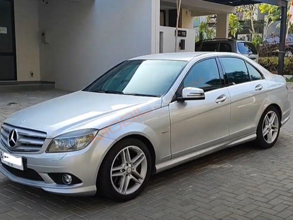 Mobil Mercedes-Benz C-Class 2010