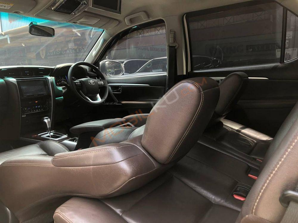 Mobil Toyota Fortuner 2017
