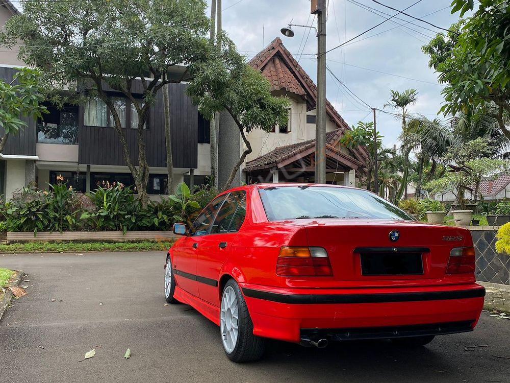 Mobil BMW 3 Series 1996