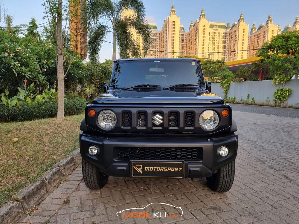 Mobil Suzuki Jimny 2021