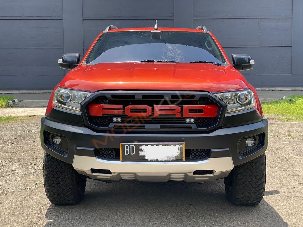 Mobil Ford Ranger 2014