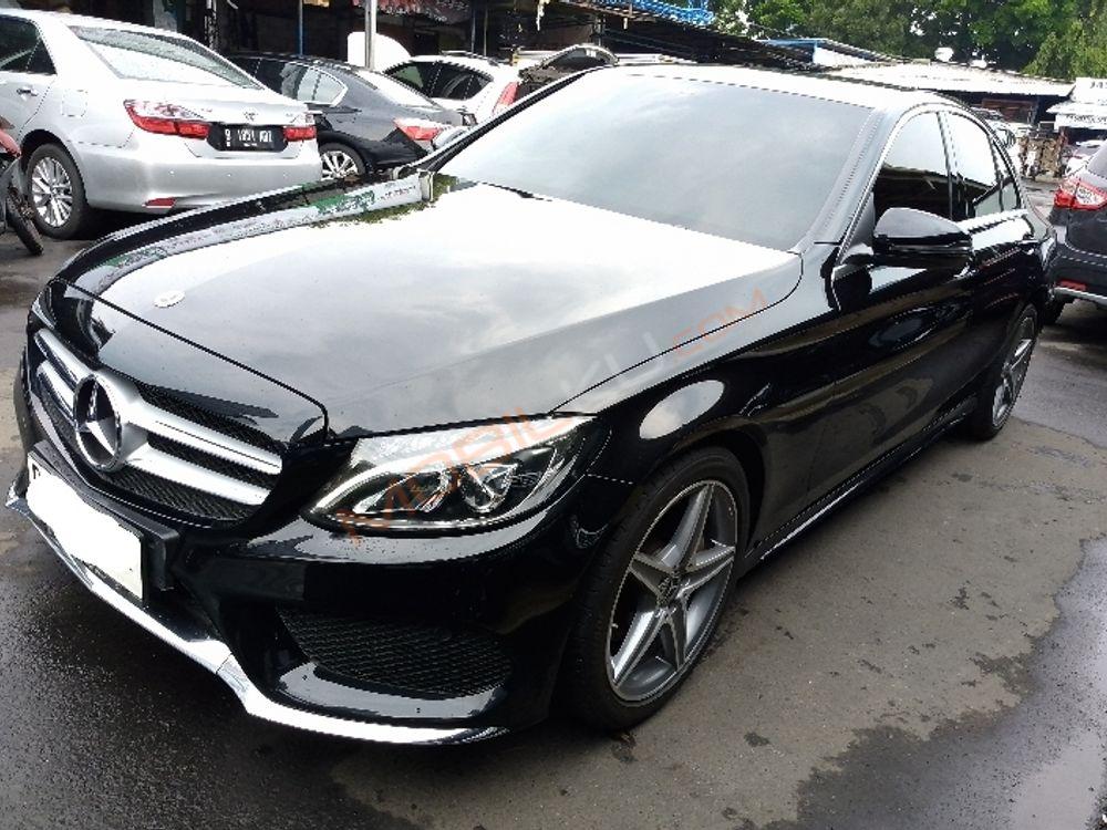 Mobil Mercedes-Benz C-Class 2018