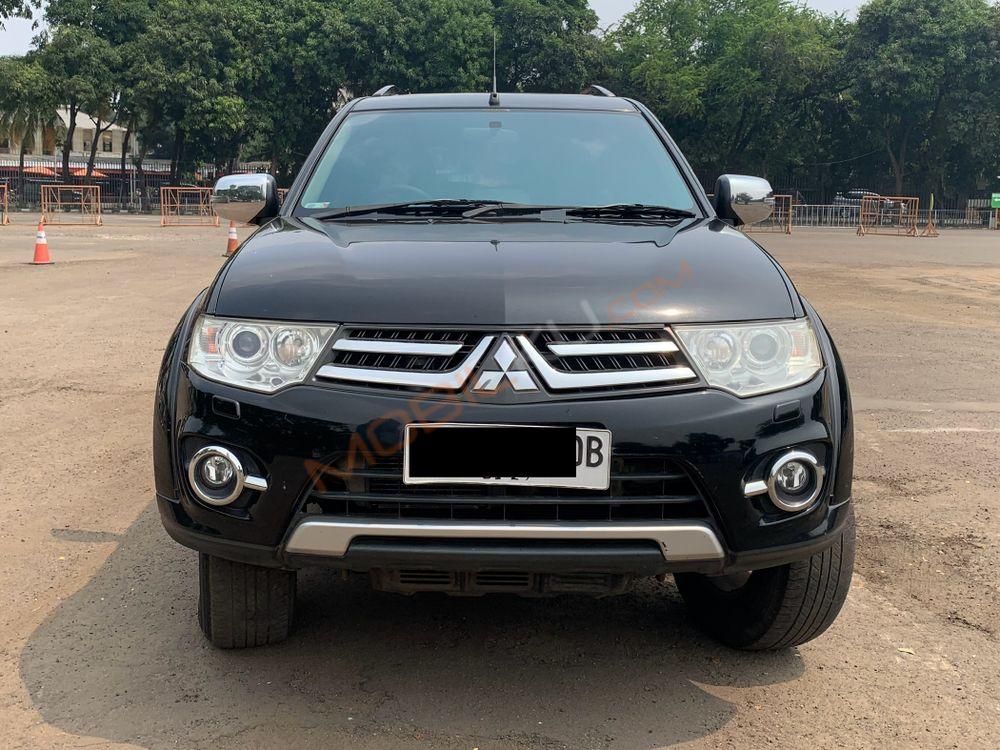 Mobil Mitsubishi Pajero Sport 2013