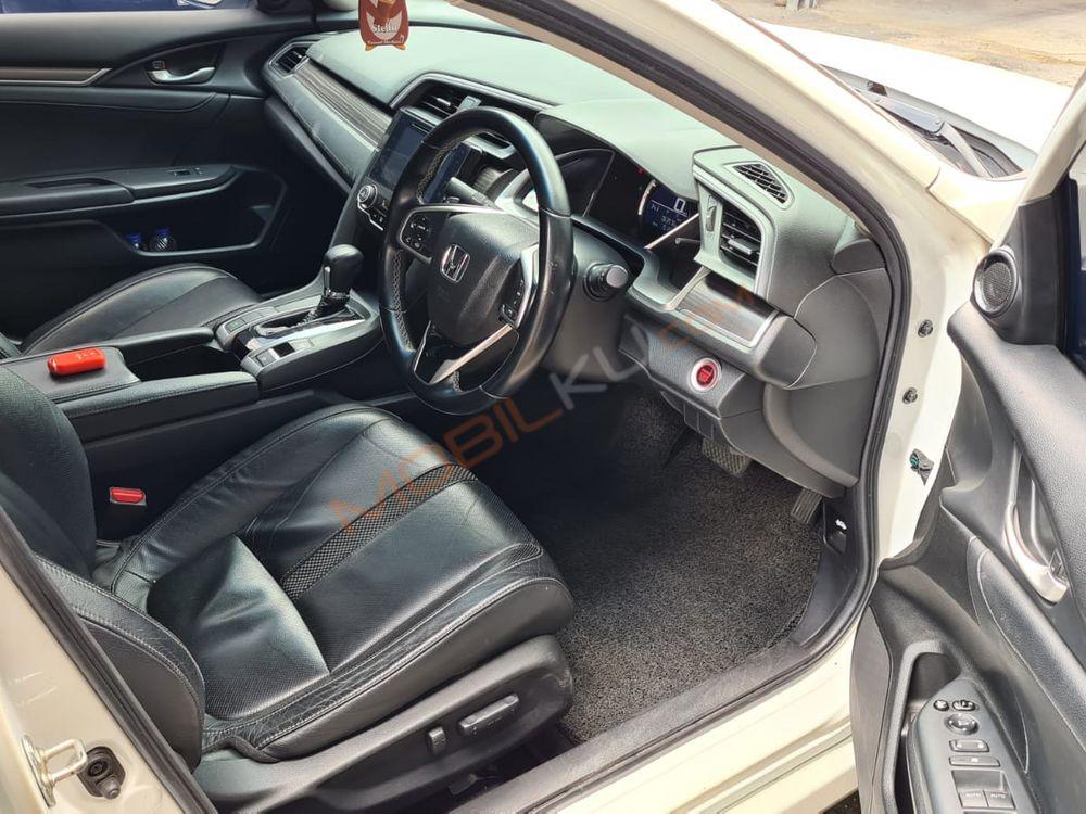 Mobil Honda Civic Sedan 2019