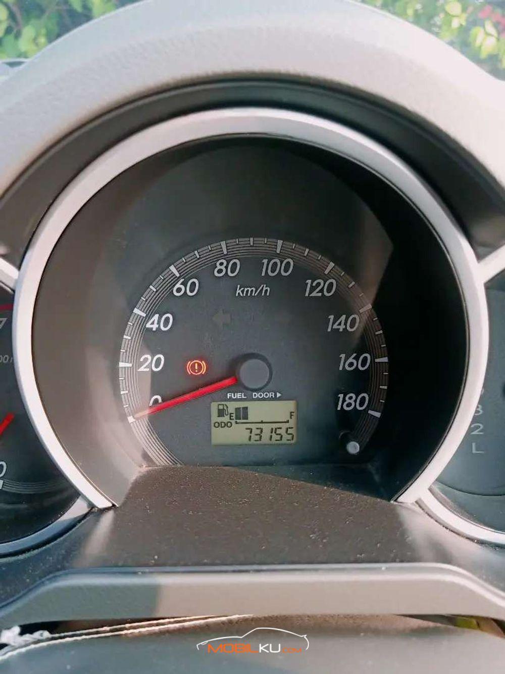 Mobil Daihatsu Terios 2013