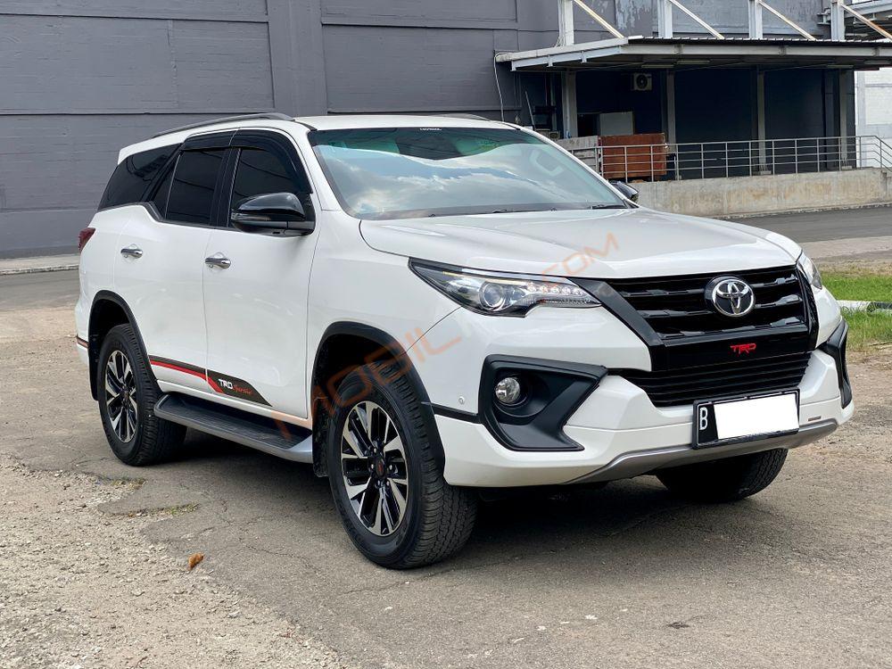 Mobil Toyota Fortuner 2019