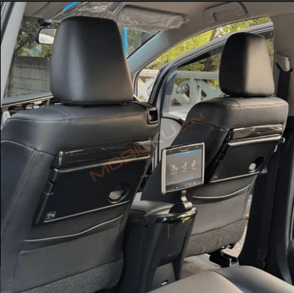 Mobil Toyota Kijang Innova 2022