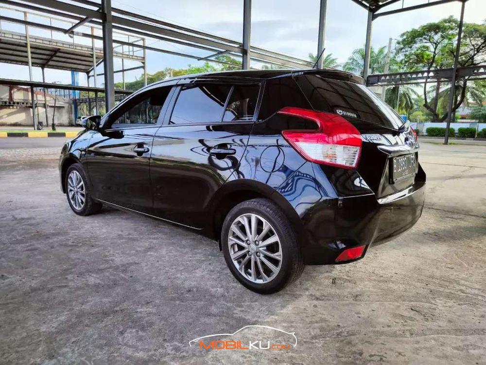 Mobil Toyota Yaris 2017