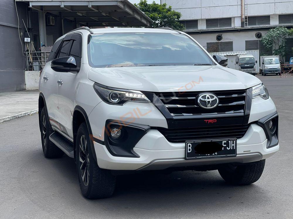 Mobil Toyota Fortuner 2019