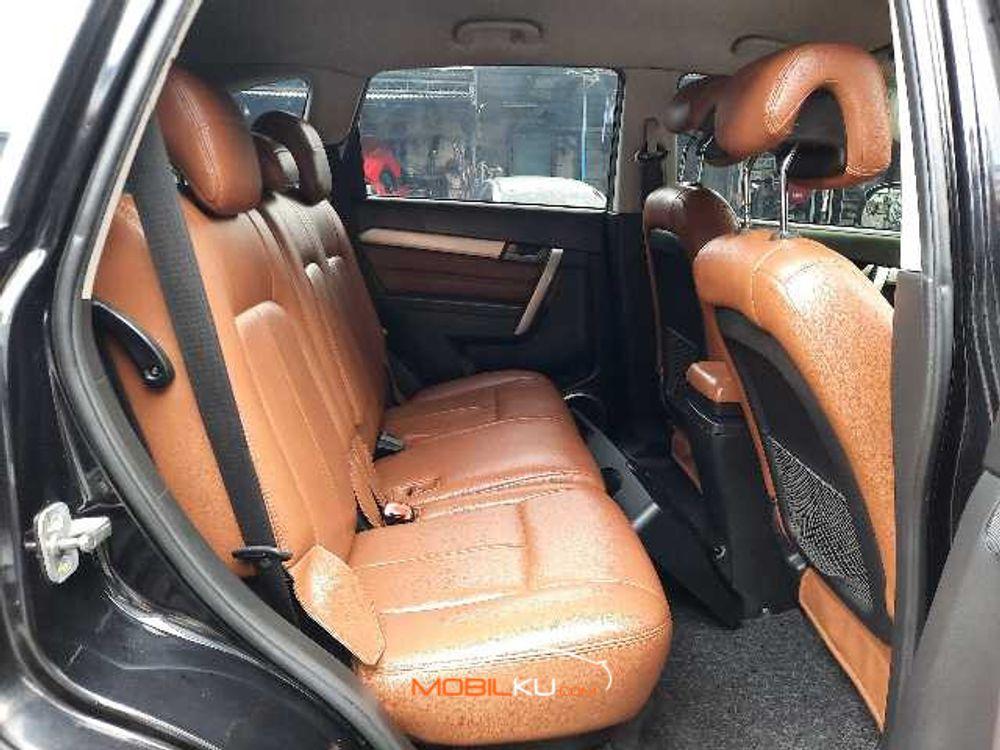 Mobil Chevrolet Captiva 2013