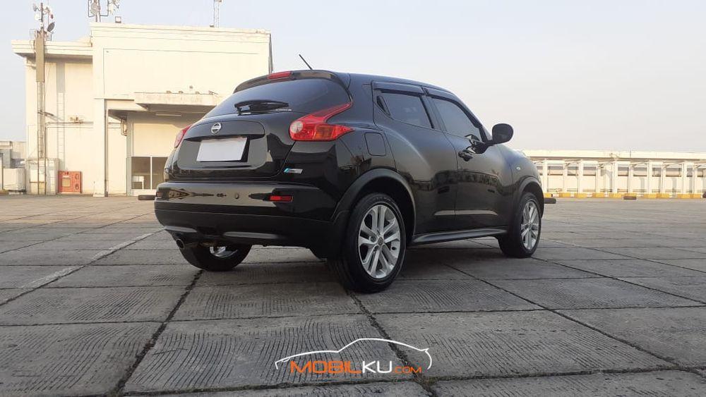 Mobil Nissan Juke 2014