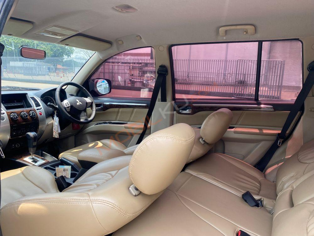 Mobil Mitsubishi Pajero Sport 2010