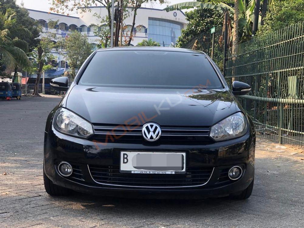 Mobil Volkswagen Golf 2013