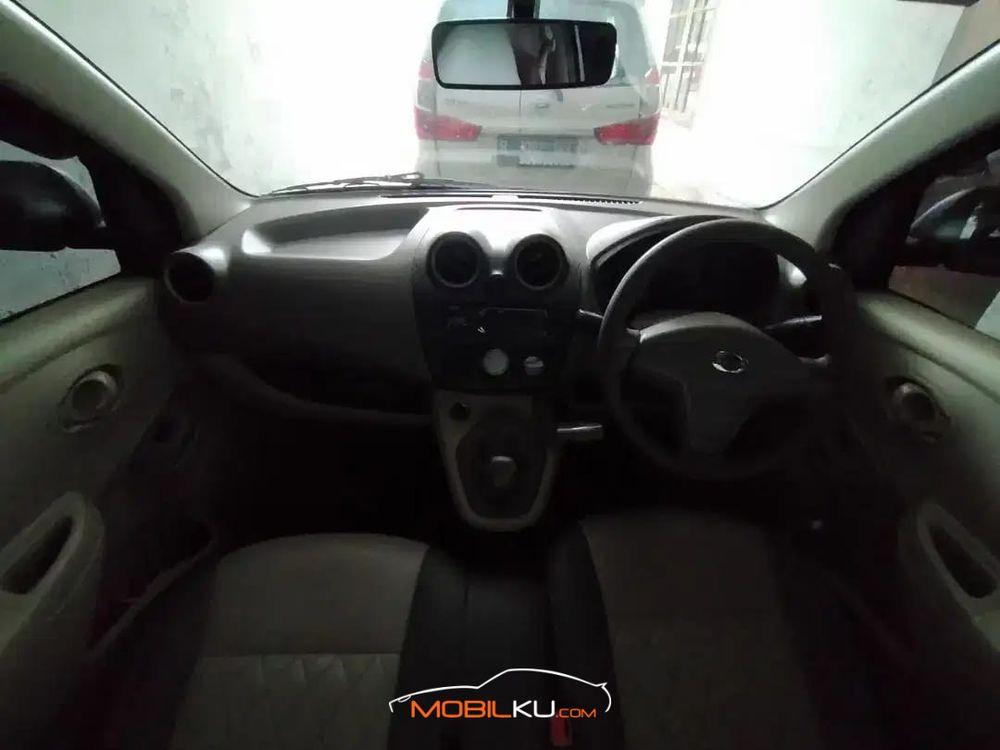 Mobil Datsun GO+ 2015