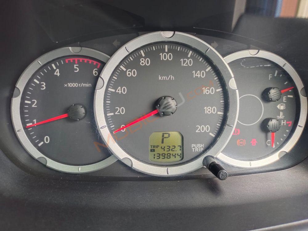 Mobil Mitsubishi Pajero Sport 2011