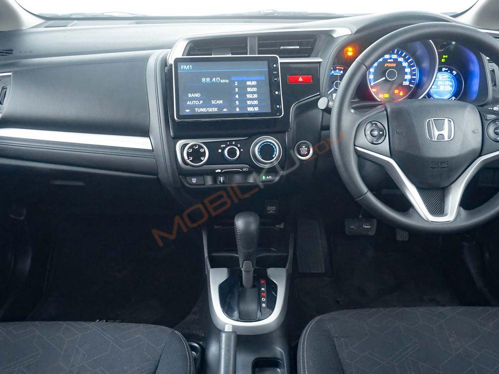 Mobil Honda Jazz 2017