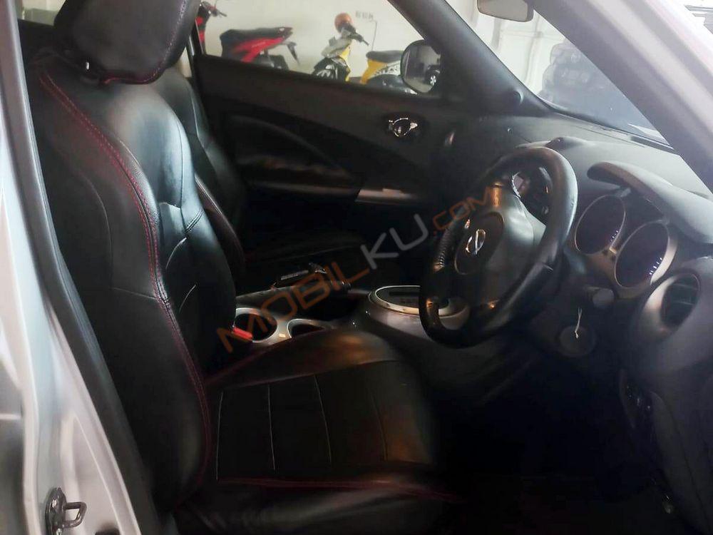 Mobil Nissan Juke 2013