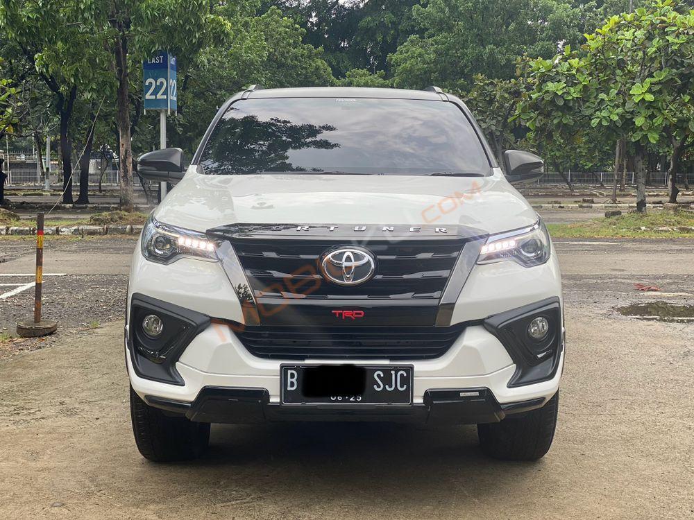 Mobil Toyota Fortuner 2020