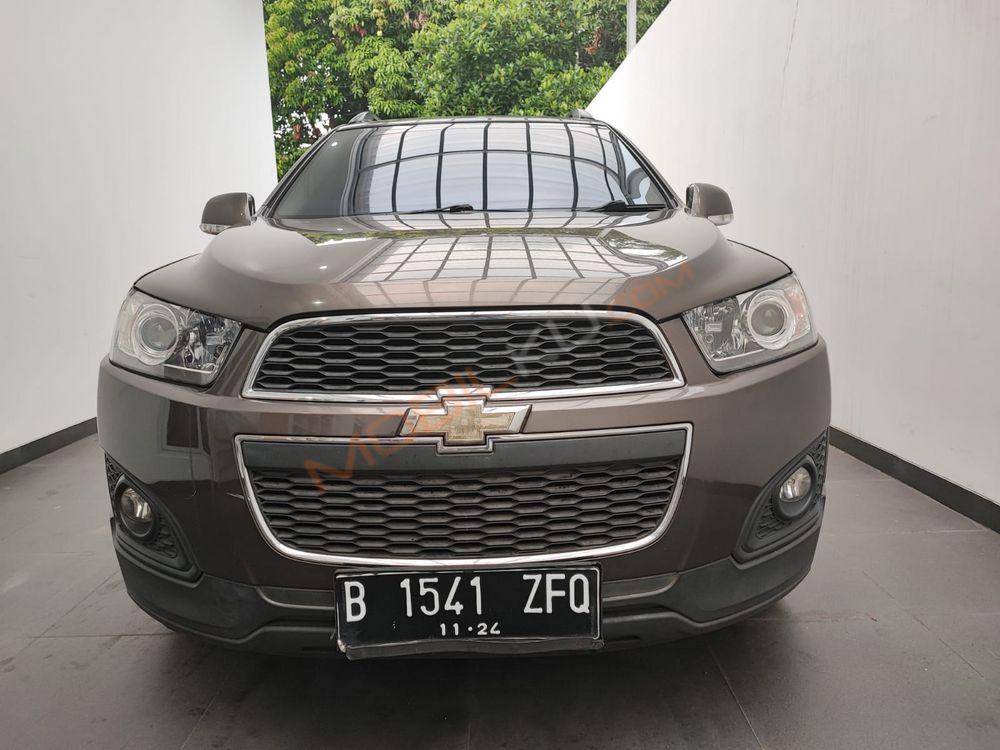 Mobil Chevrolet Captiva 2014