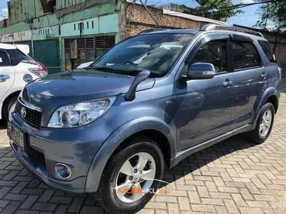 Mobil Toyota Rush 2012