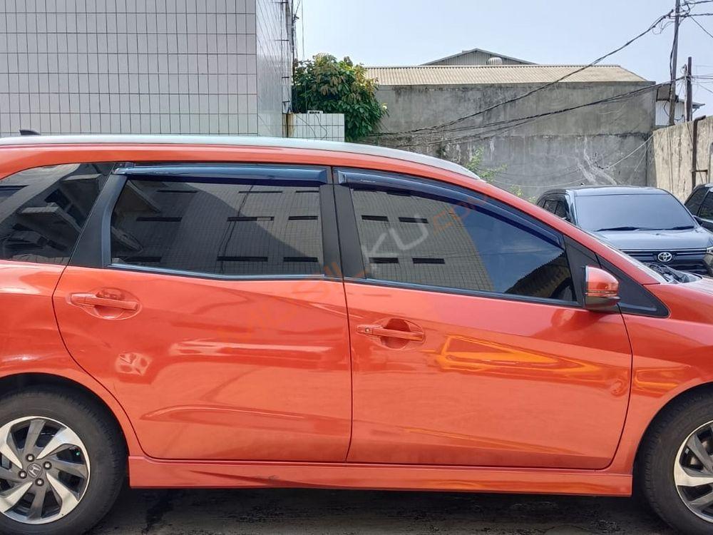 Mobil Honda Mobilio 2017