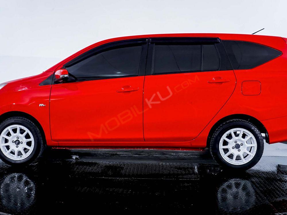 Mobil Toyota Calya 2017
