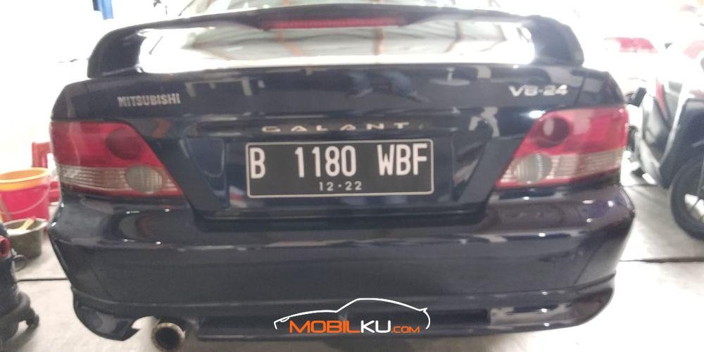 Mobil Mitsubishi Galant 1998