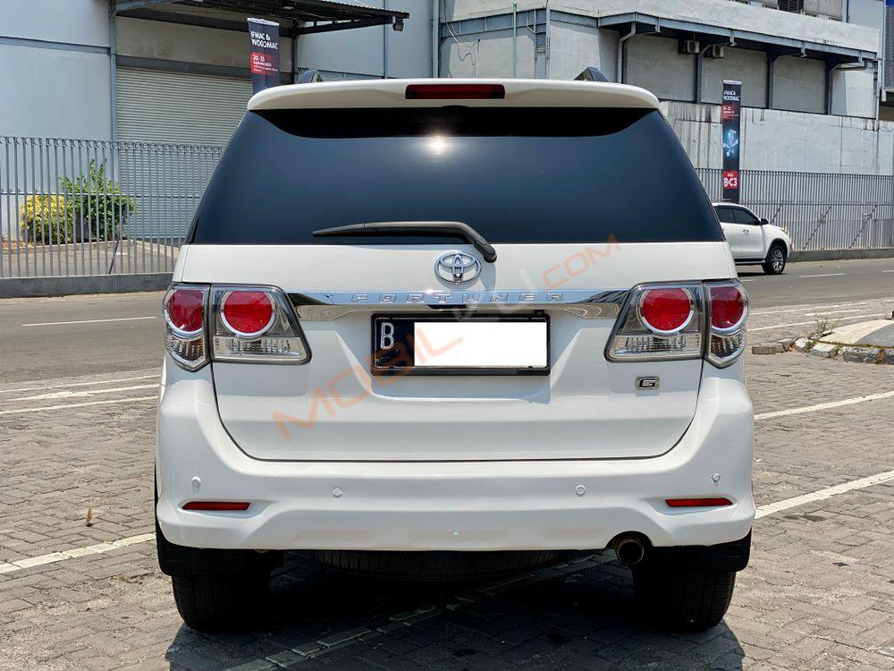 Mobil Toyota Fortuner 2012