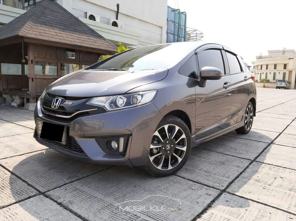 Mobil Honda Jazz 2017