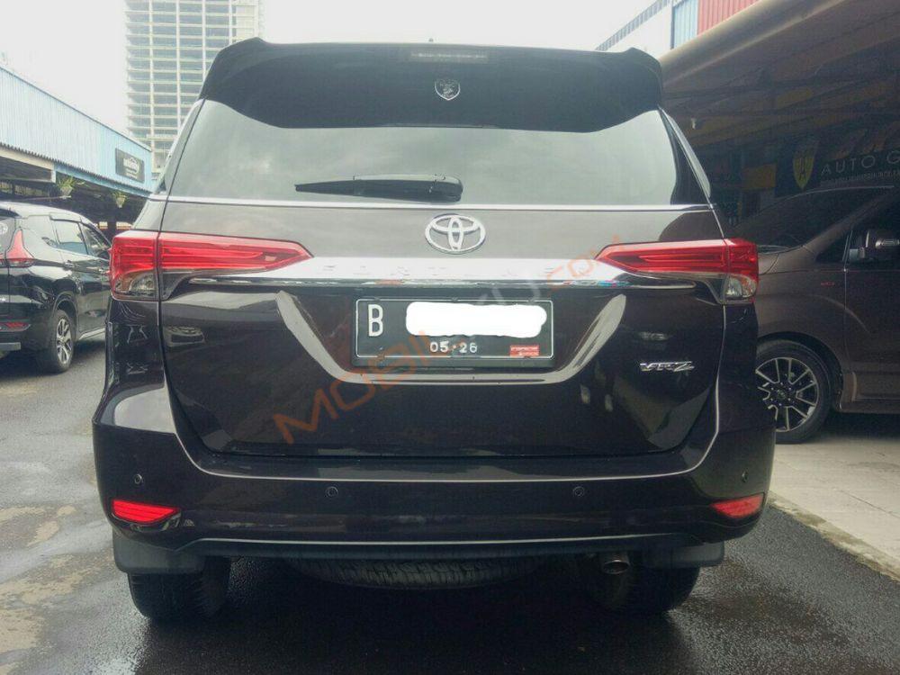 Mobil Toyota Fortuner 2016