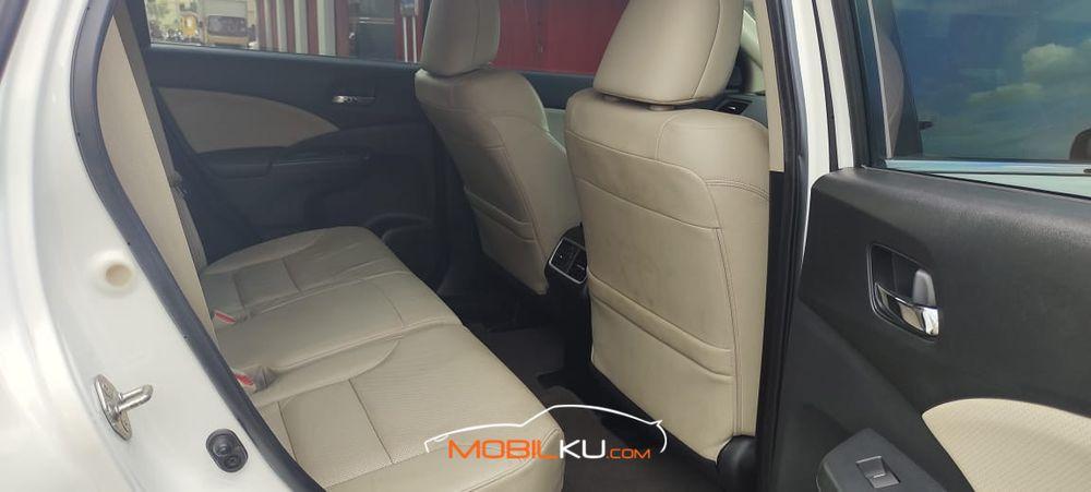 Mobil Honda CR-V 2016