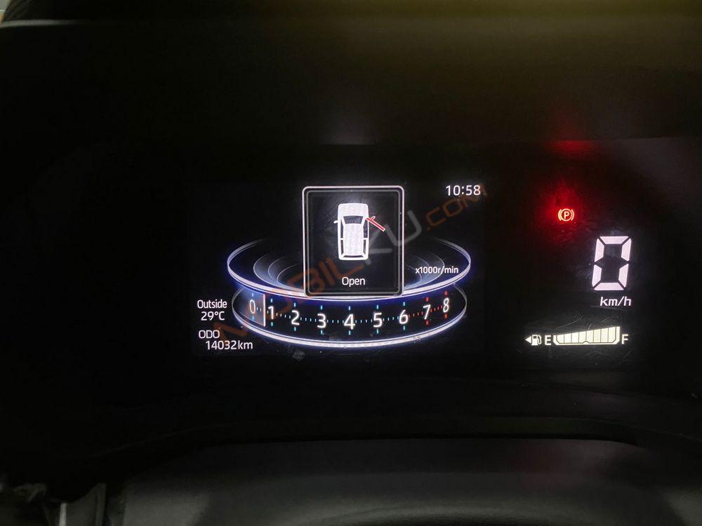 Mobil Toyota Avanza 2022