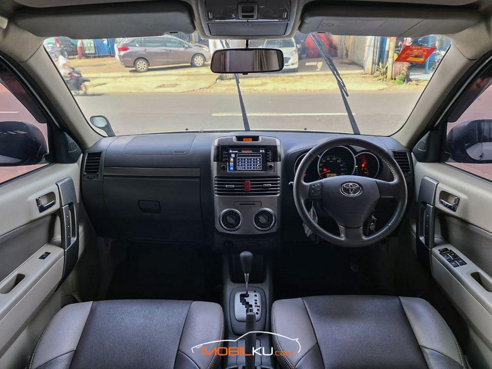 Mobil Toyota Rush 2013
