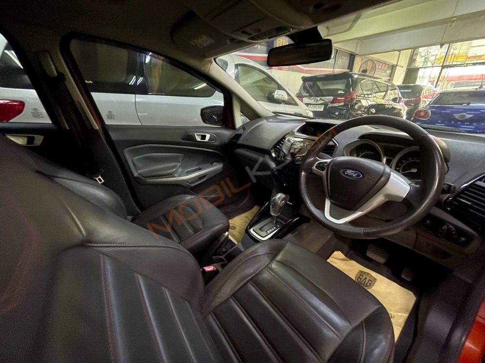 Mobil Ford EcoSport 2014