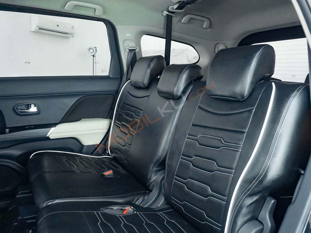 Mobil Toyota Rush 2021