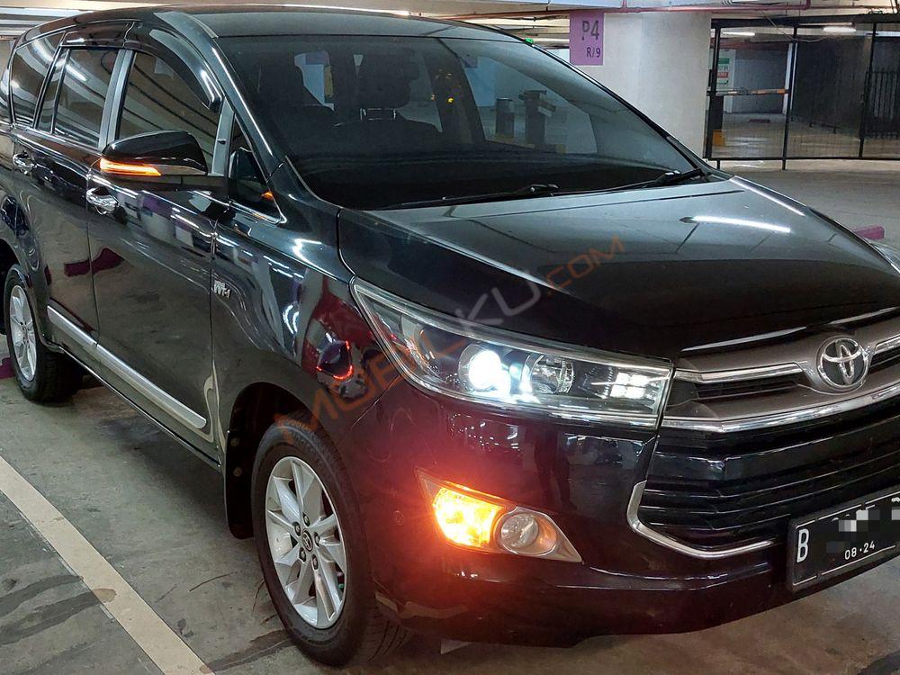 Mobil Toyota Kijang Innova 2019