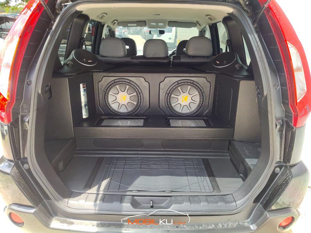 Mobil Nissan X-Trail 2013