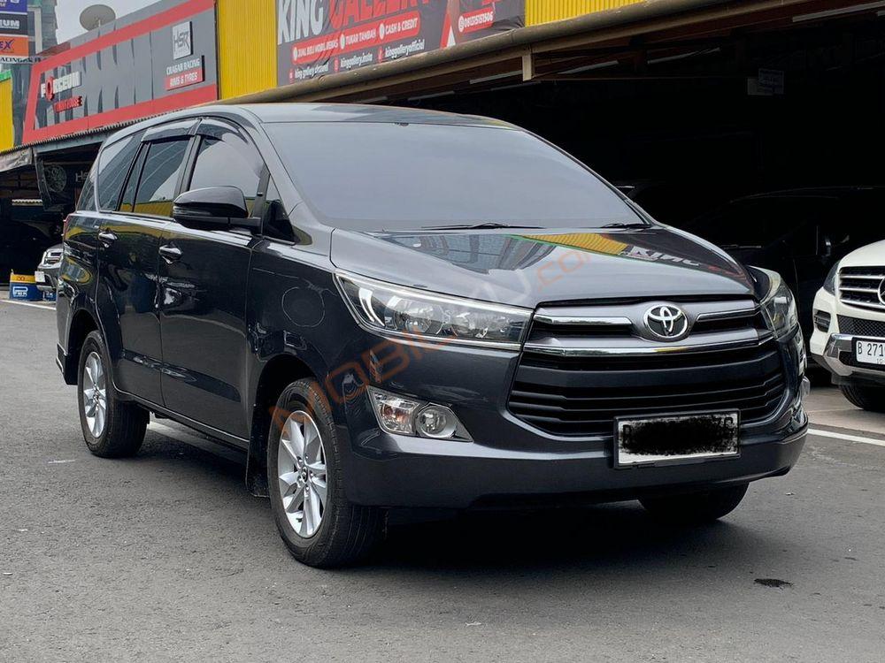 Mobil Toyota Kijang Innova 2017