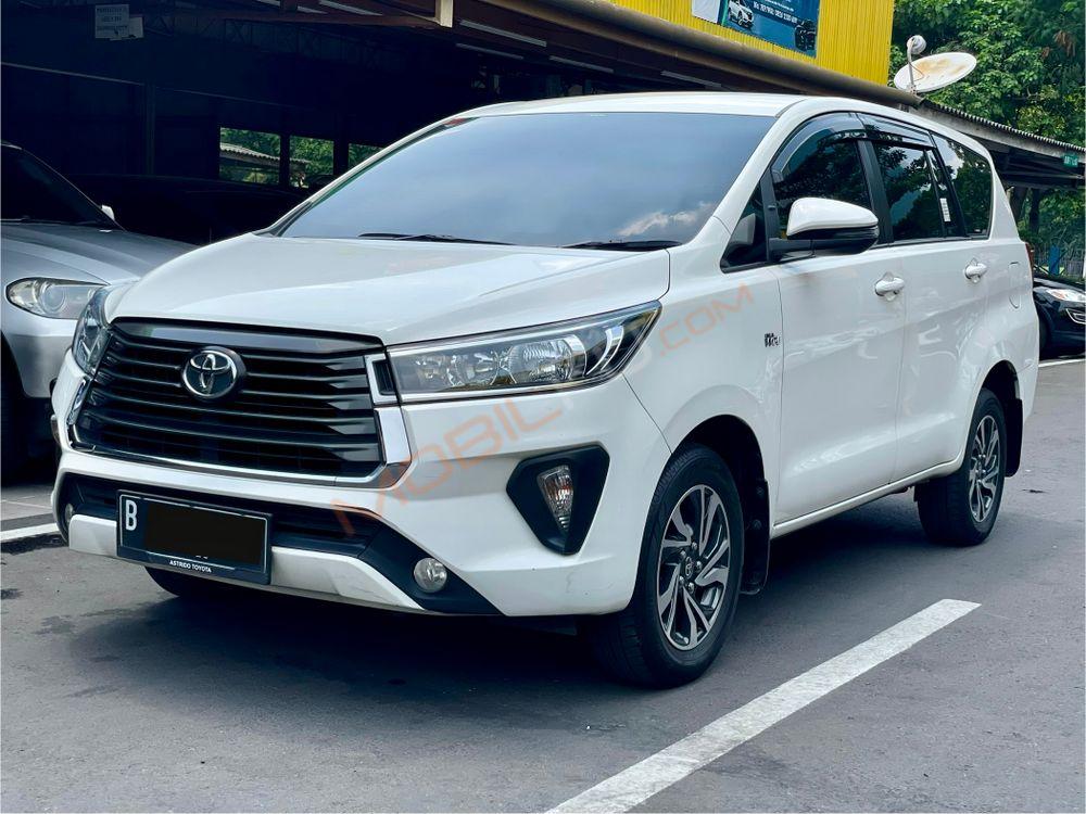 Mobil Toyota Kijang Innova 2021