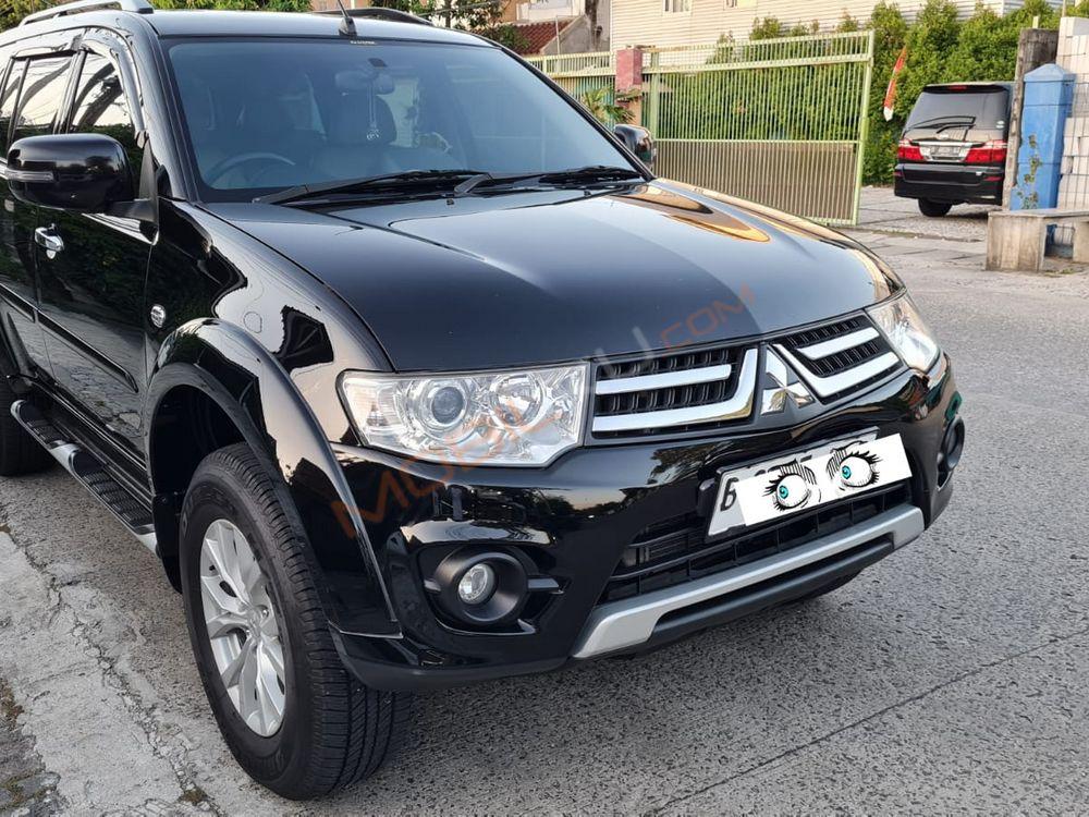 Mobil Mitsubishi Pajero Sport 2015