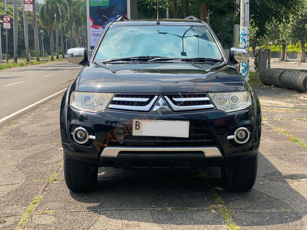 Mobil Mitsubishi Pajero Sport 2013