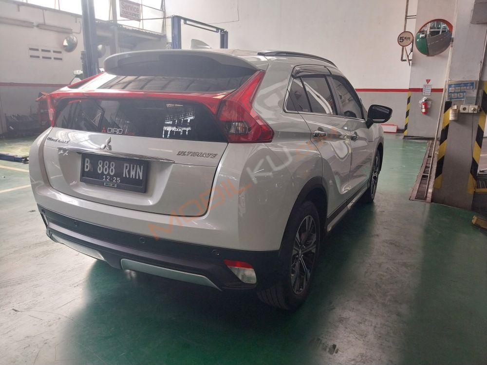 Mobil Mitsubishi Eclipse Cross 2019